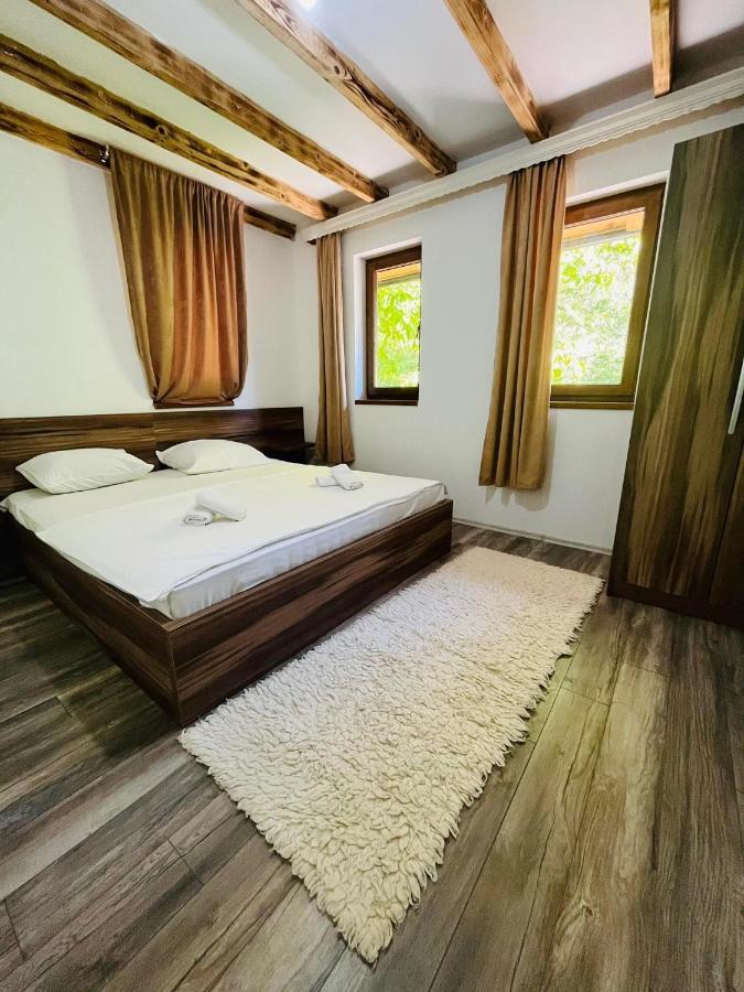 6 New River View Apartments Bihać Екстериор снимка